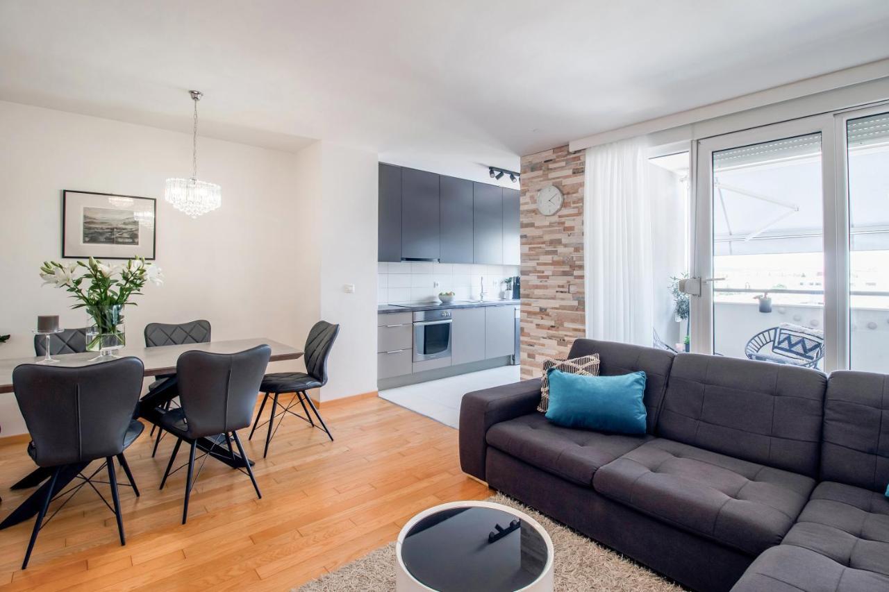 Apartment Montesa Zadar With Free Parking And Balcony מראה חיצוני תמונה