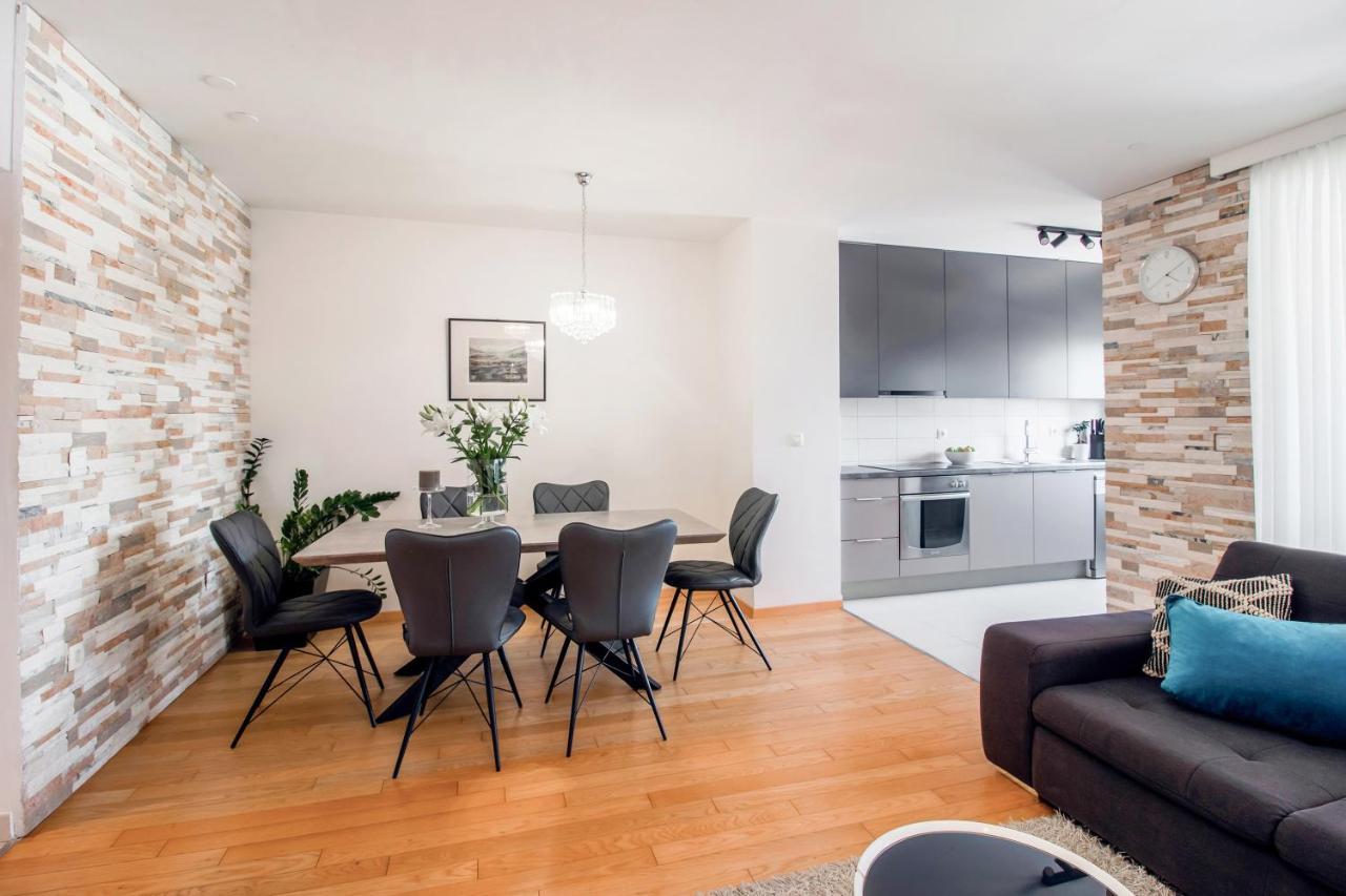 Apartment Montesa Zadar With Free Parking And Balcony מראה חיצוני תמונה