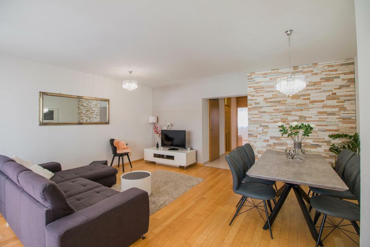 Apartment Montesa Zadar With Free Parking And Balcony מראה חיצוני תמונה